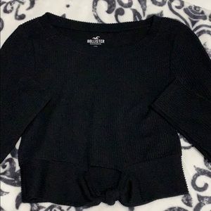 New black long sleeve crop top